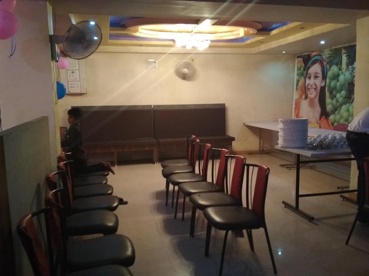 Hotel Kesari Nandan Latur ภายนอก รูปภาพ
